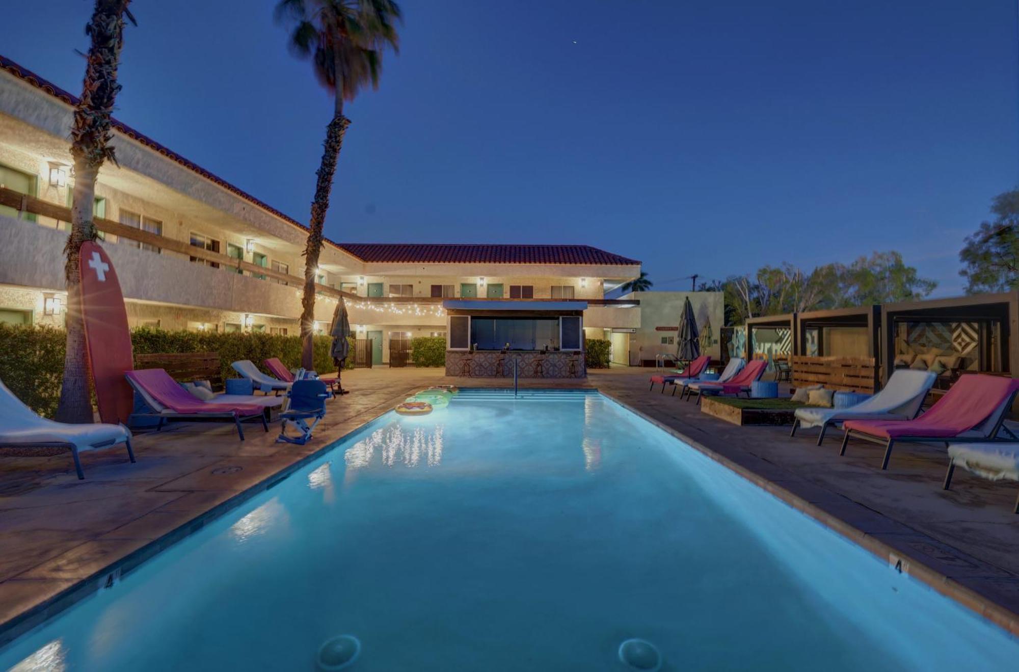The Infusion Beach Club Palm Springs Eksteriør billede