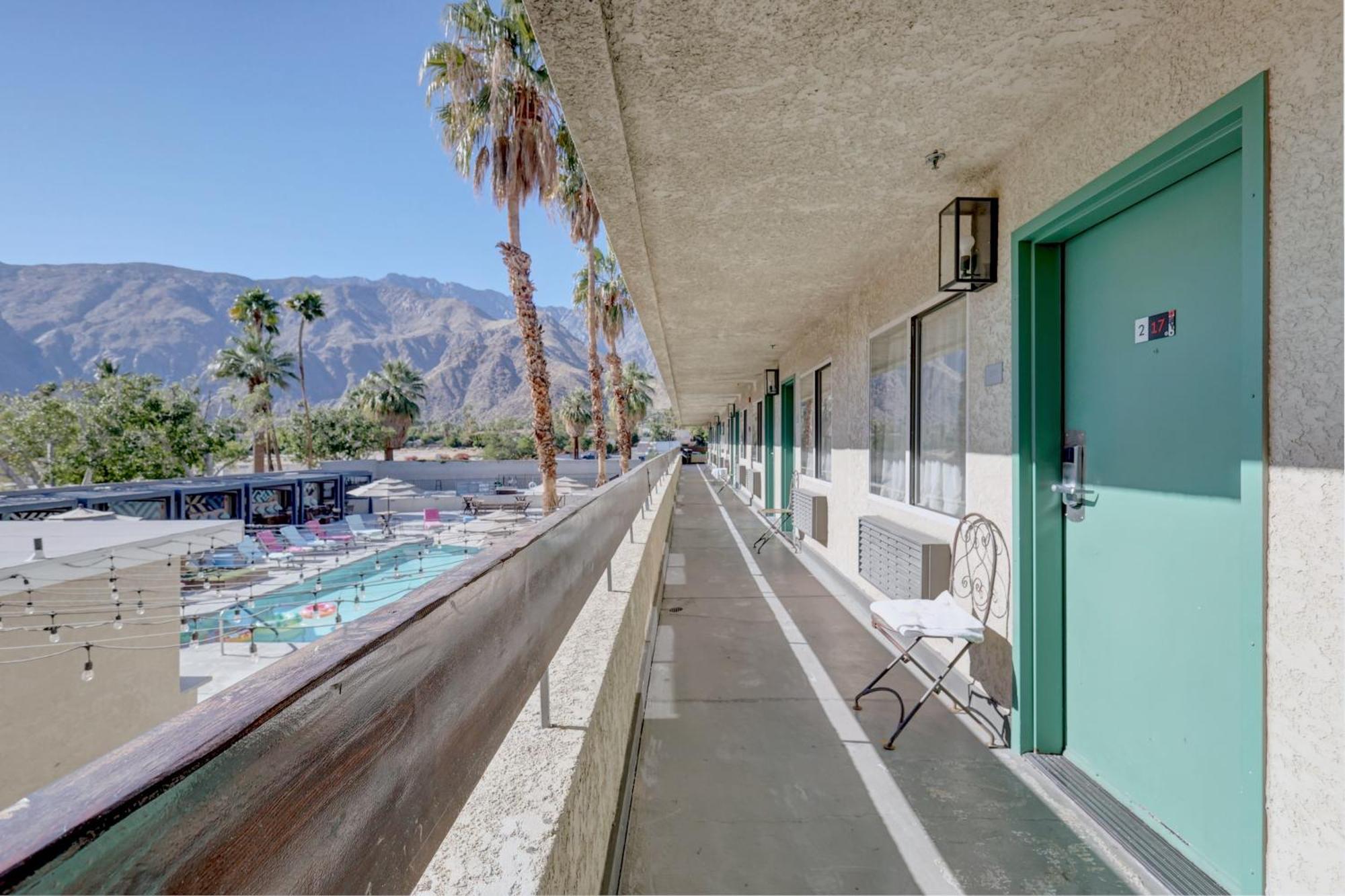 The Infusion Beach Club Hotel Palm Springs Eksteriør billede