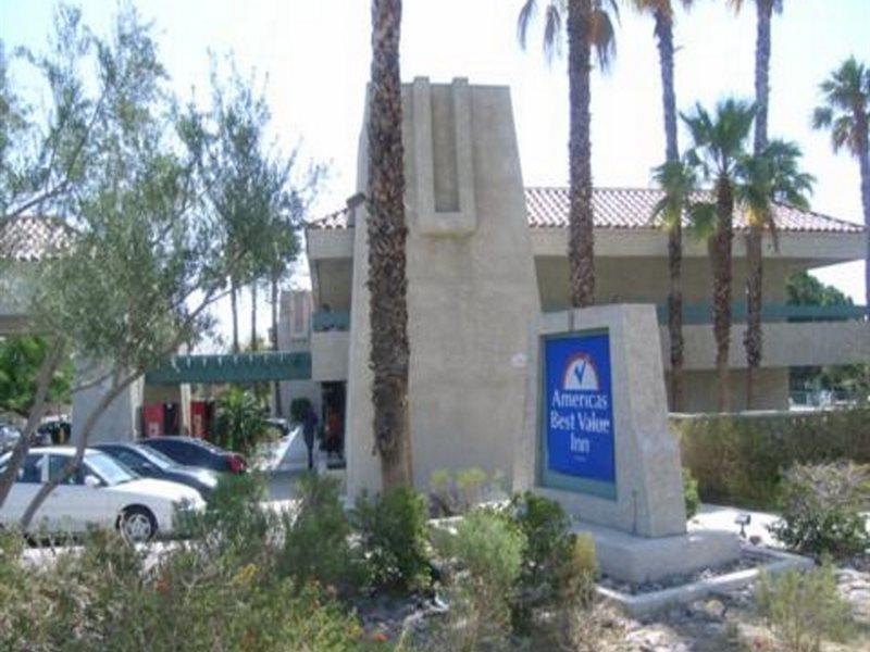 The Infusion Beach Club Palm Springs Eksteriør billede